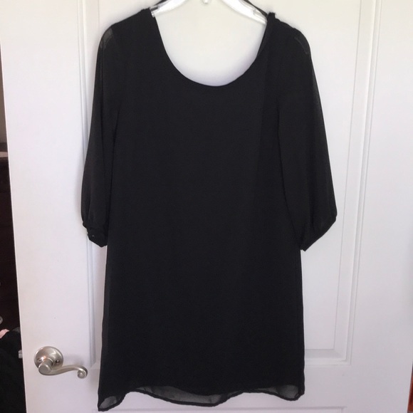 Black Dress - Picture 1 of 3